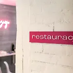 Cooltour Lägenhetshotell Poznań